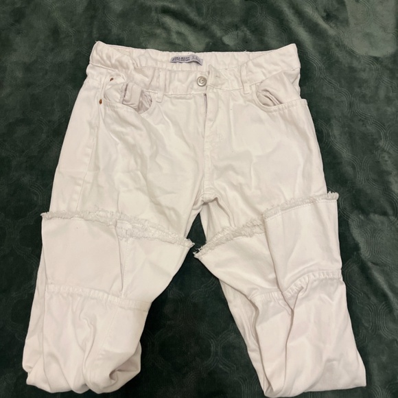 White pants - Picture 3 of 4